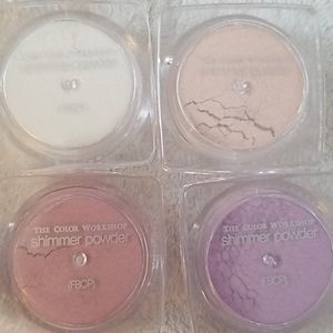 Eyeshadow 4 piece shimmer powders!